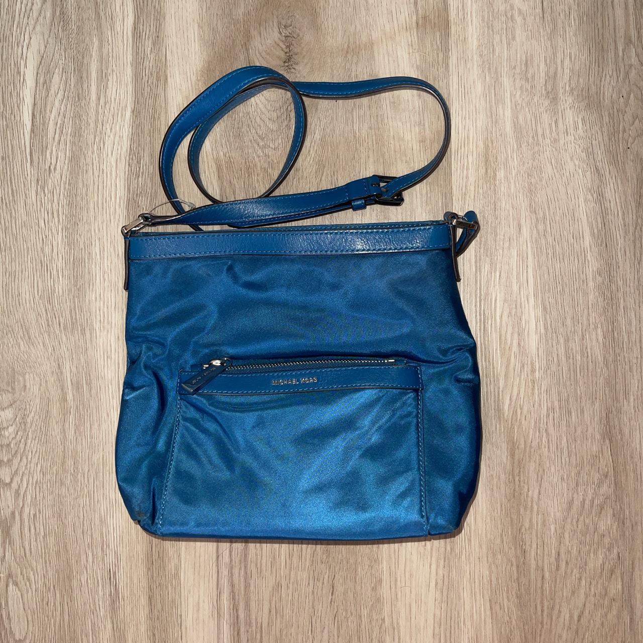 Michael Kors messenger bag in blue Condition good Depop