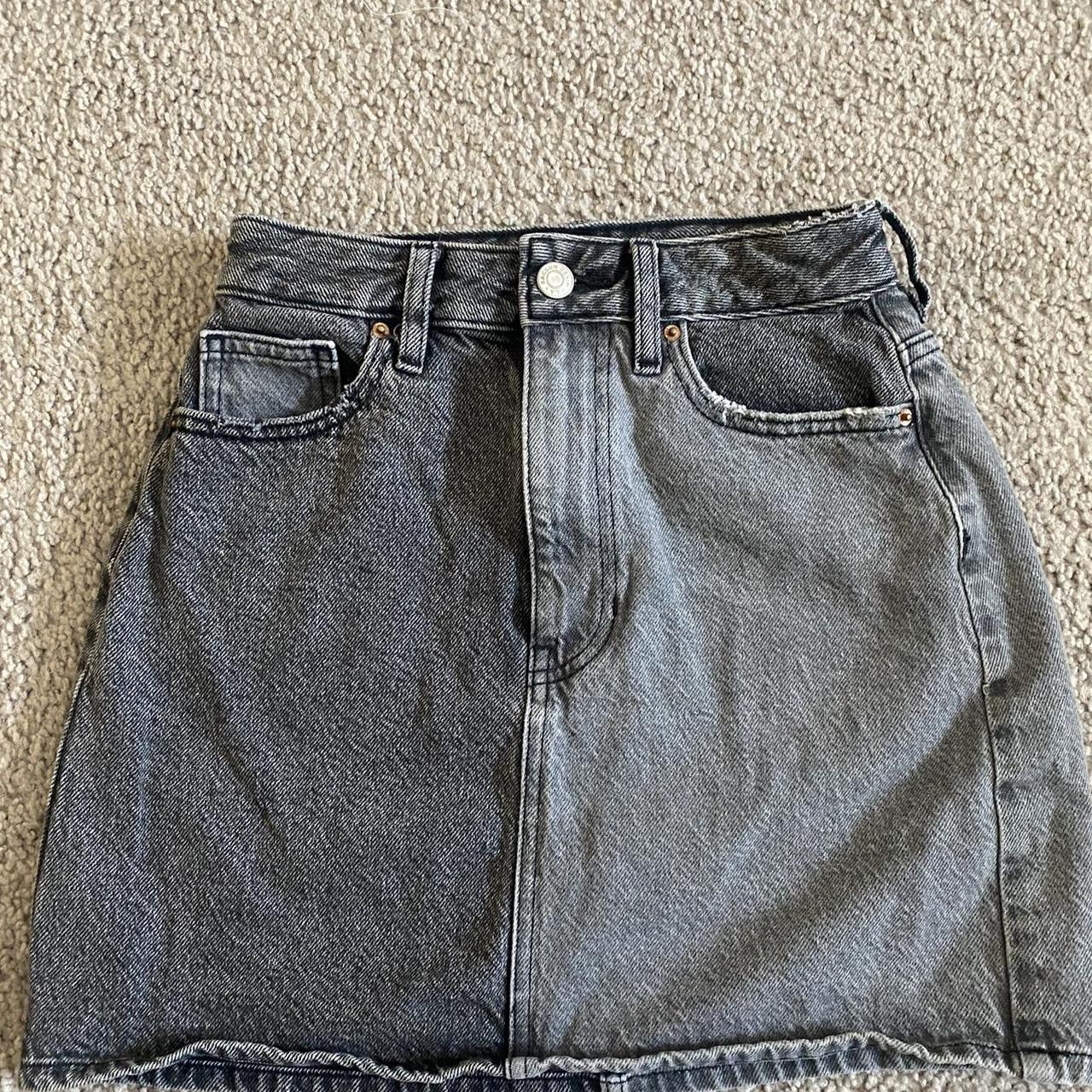 PACSUN GREY TWO TONE DENIM SKIRT Size 24 Super cute