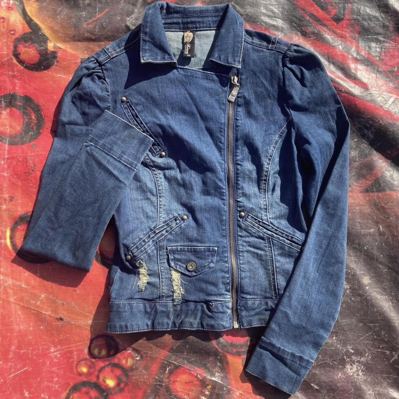 item listed by whatwhat_what