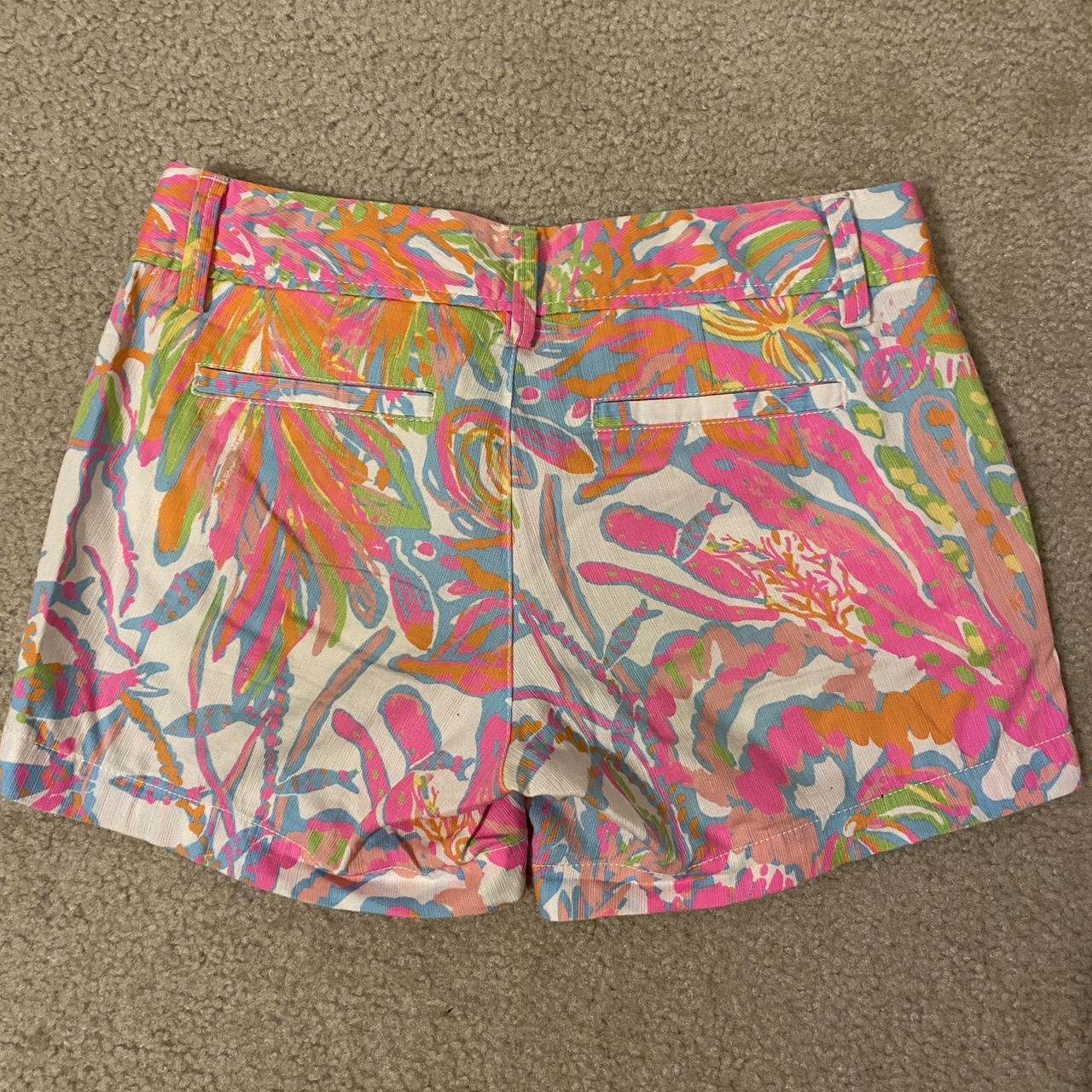 Lilly Pulitzer Callahan Short🩷🧡💚🩵 Beautiful colors,... - Depop