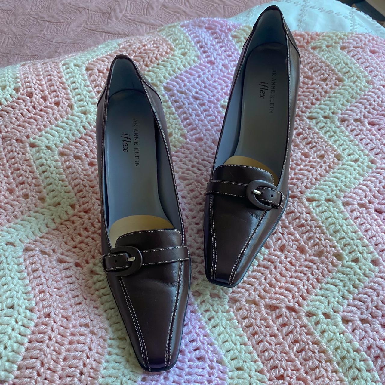 2000s Ak Anne Klein iFlex Kitten Heels check out