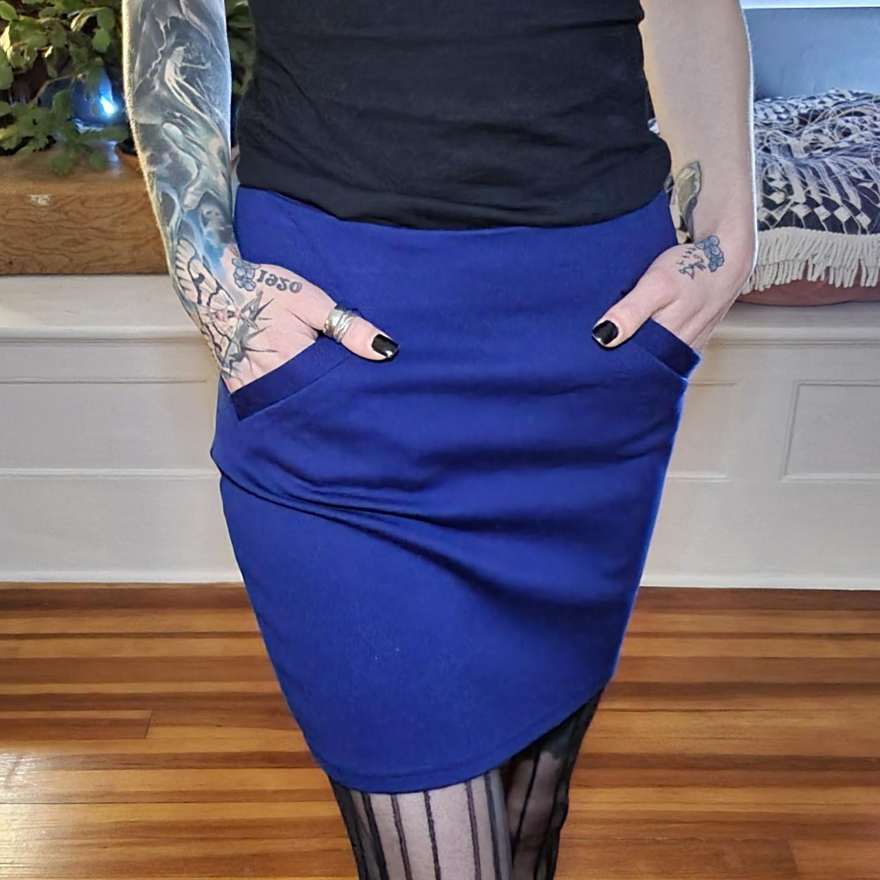 Navy blue pencil skirt forever 21 best sale