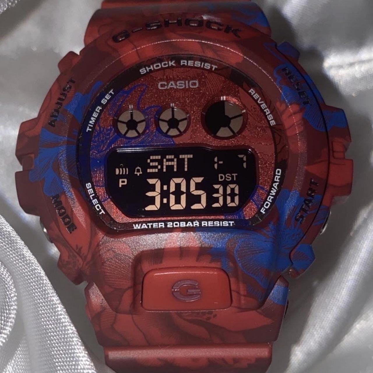 G shock best sale blue and red