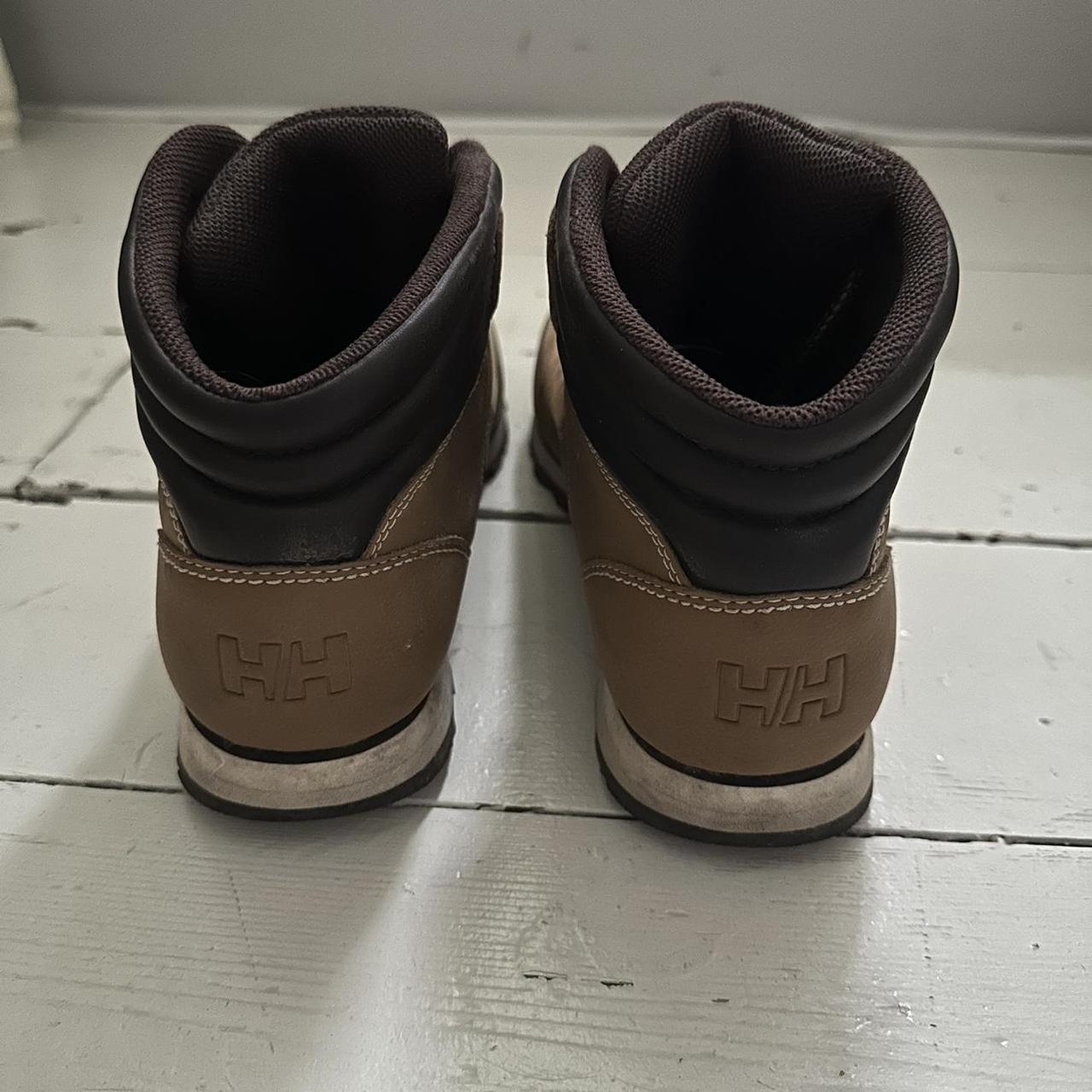 helly hansen mens walking boots