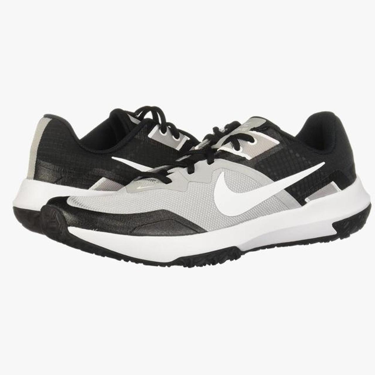 mens nike trsiners