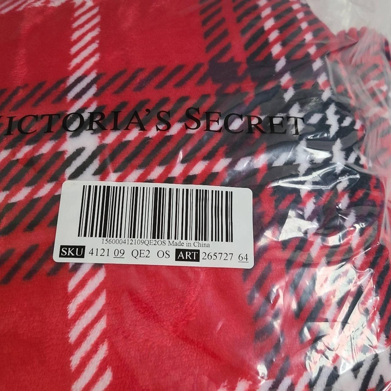 Victoria s Secret PINK Red Plaid Sherpa Depop