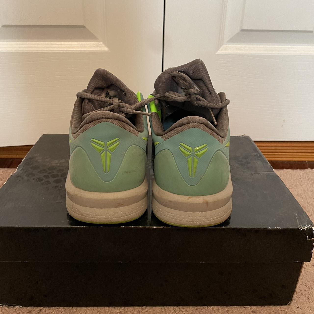 kobe 4 venomenon green