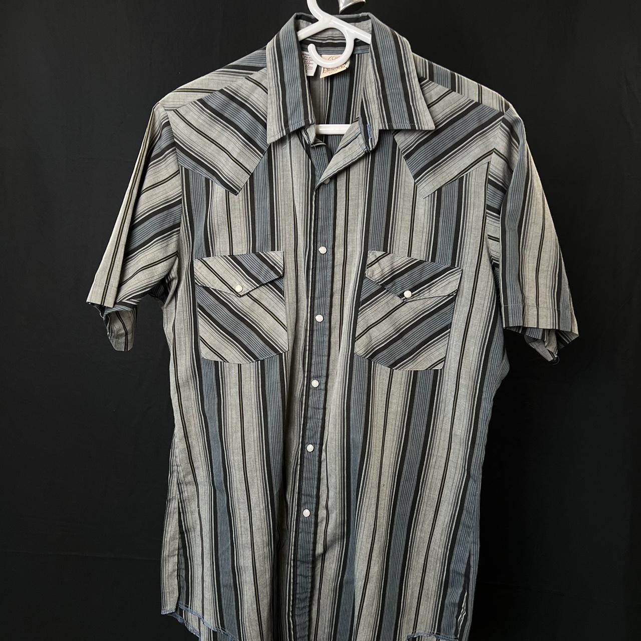 item listed by floatingworldvintage