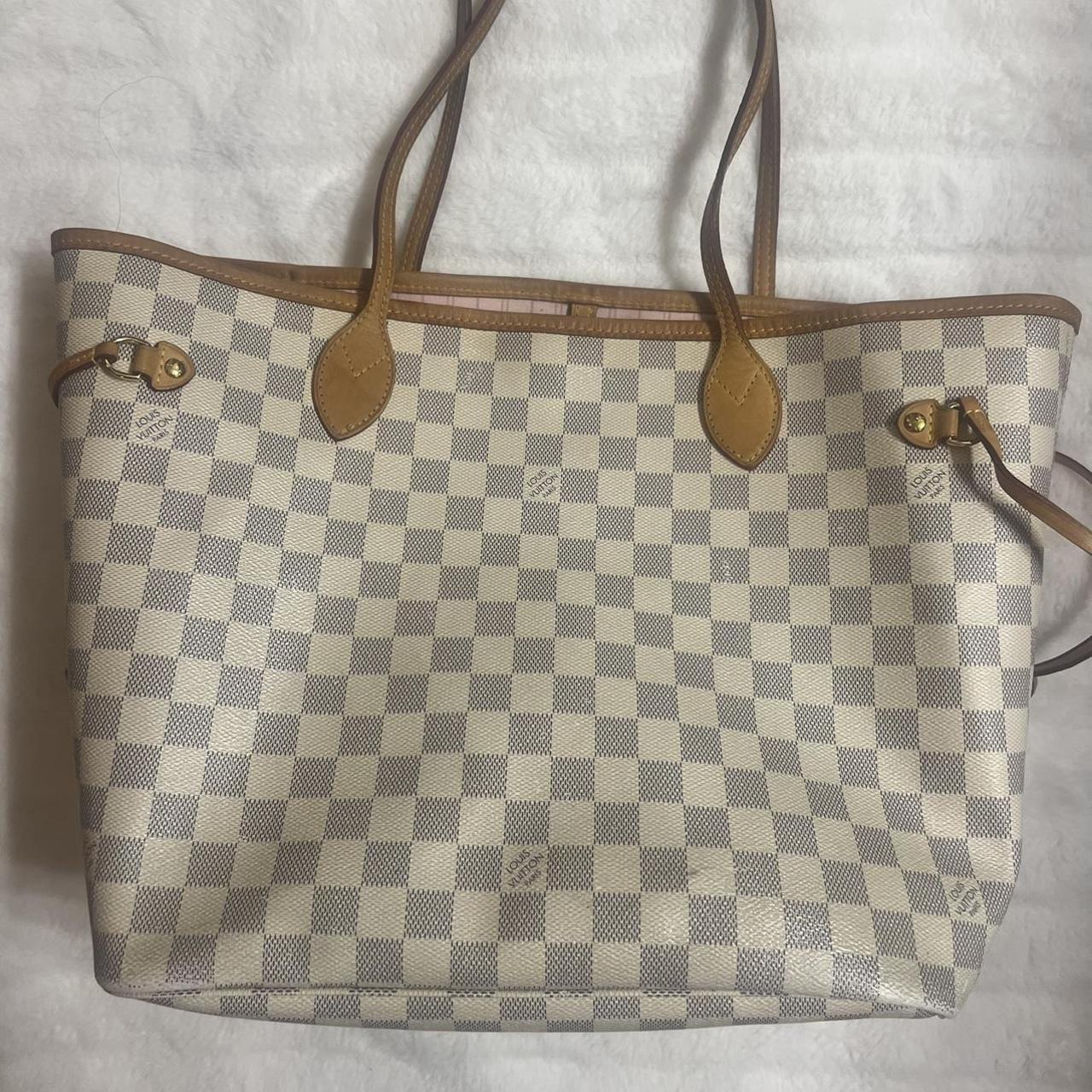 REAL AUTHENTIC LOUIS VUITTON TOTE BAG inside has pen... - Depop