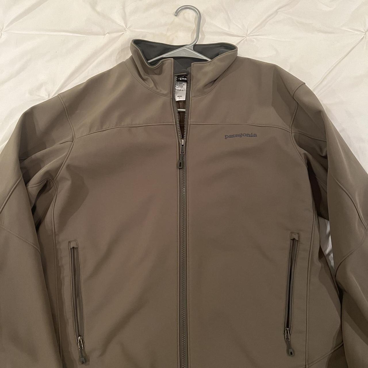 Patagonia Men's Cream and Brown Jacket Depop