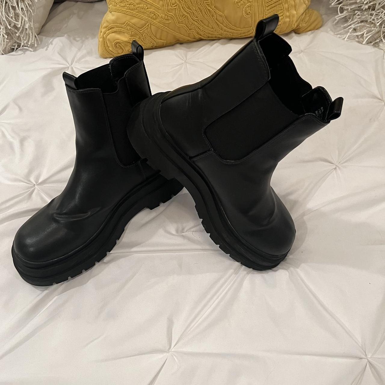 Urban Outfitters Men's Black Boots | Depop