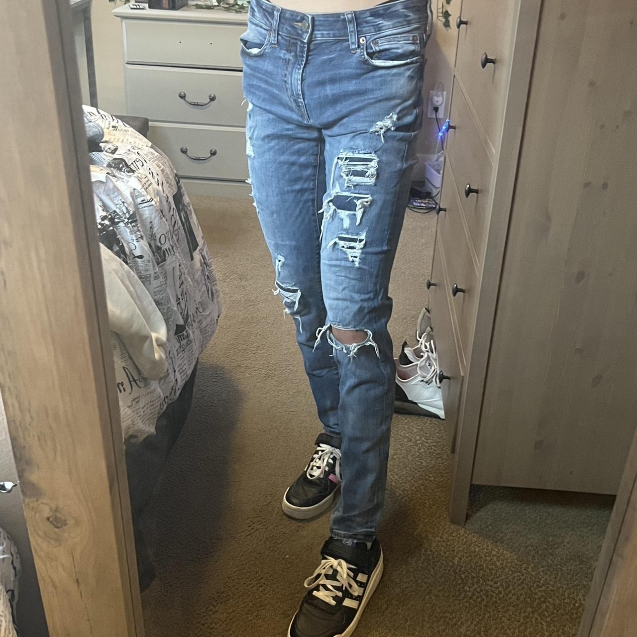 American Eagle Ripped Skinny Jeans 30X34👖 DePop... Depop