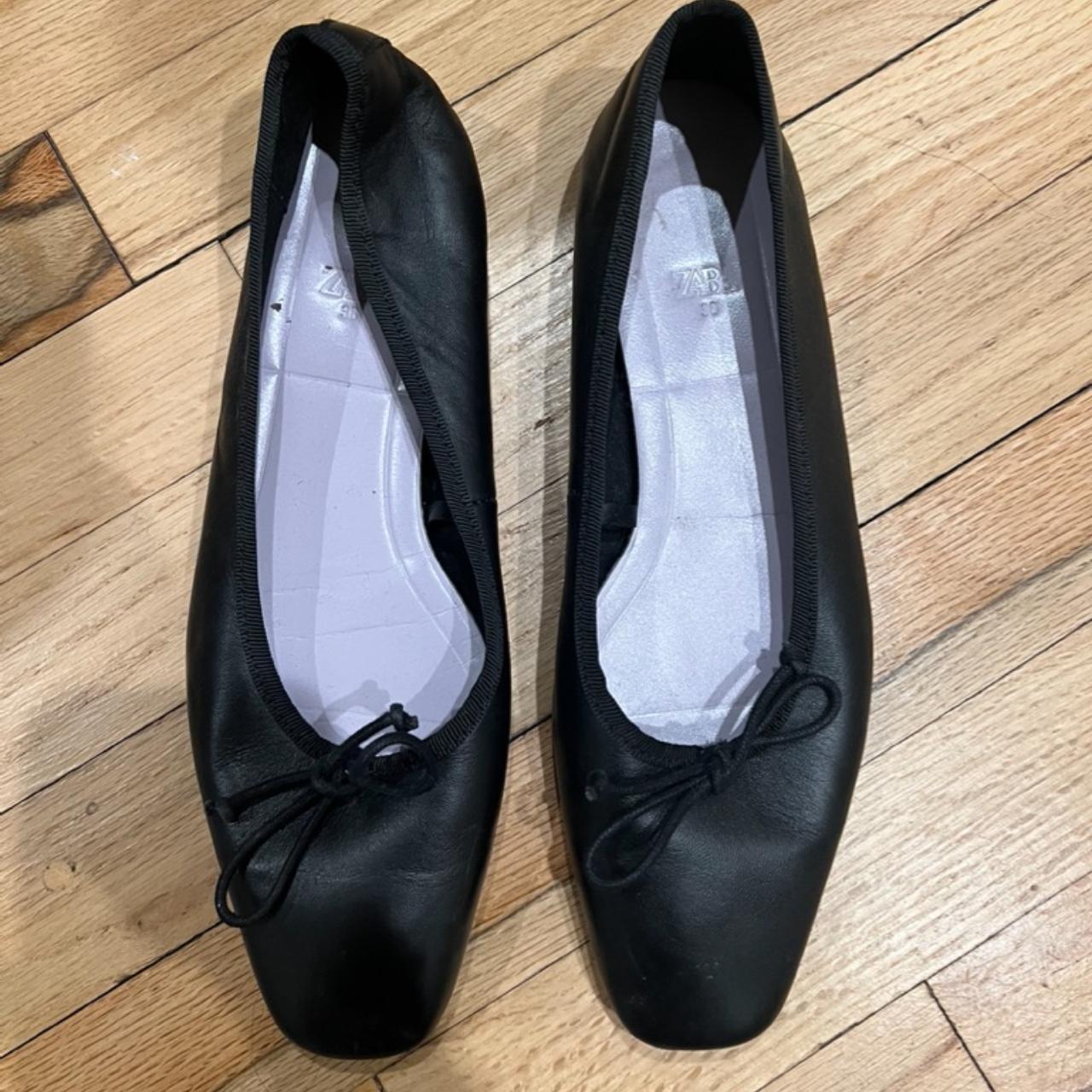 Zara Women's Black Balletshoes Depop