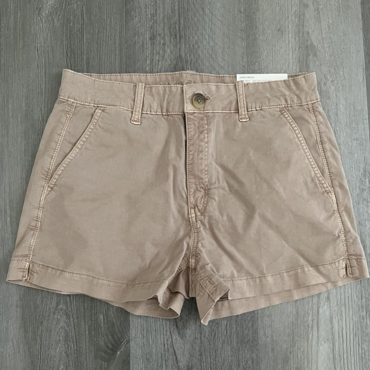 American Eagle Women's Khaki Shorts Depop
