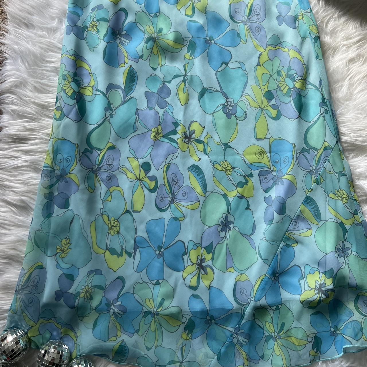 Y2K floral skirt. This skirt is knee length. The tag... - Depop