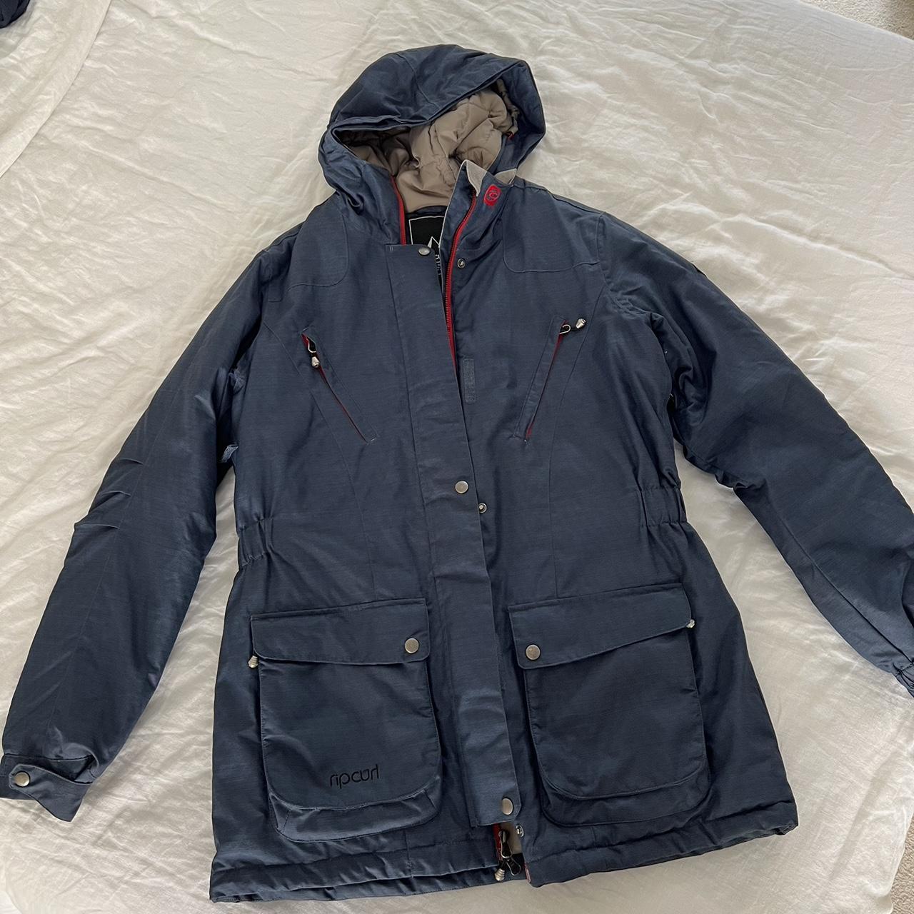 Ripcurl 10K snow jacket Not sure on the insulation... - Depop