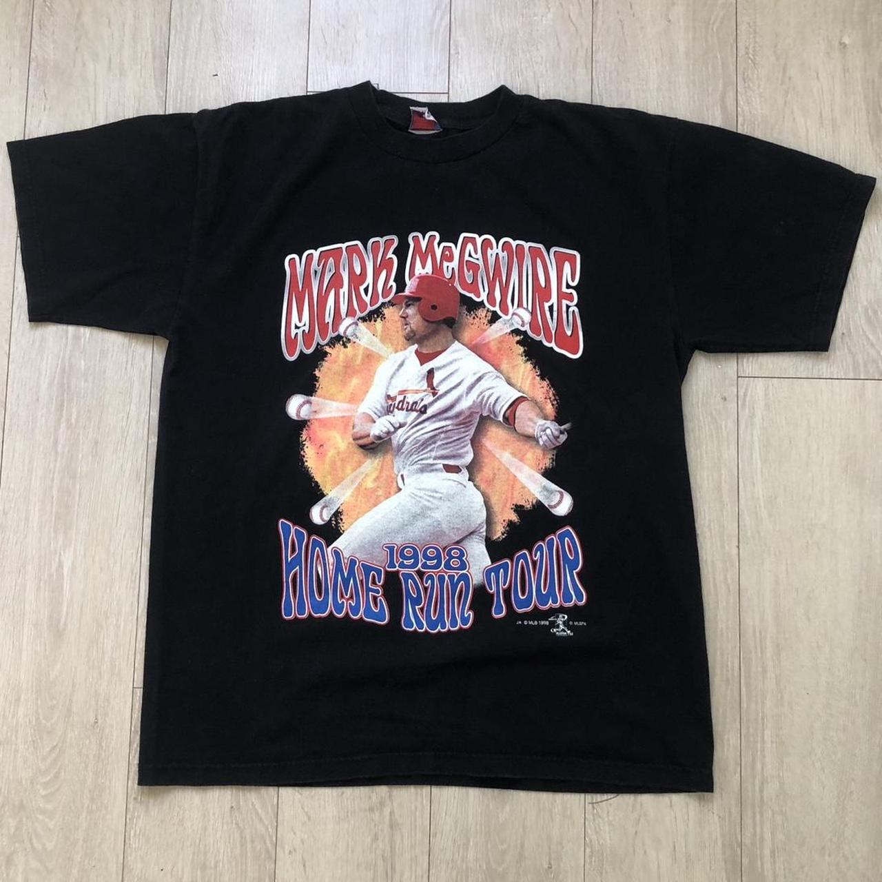 Vintage 1998 Mark McGwire “In Pursuit of 62” T-Shirt - Depop