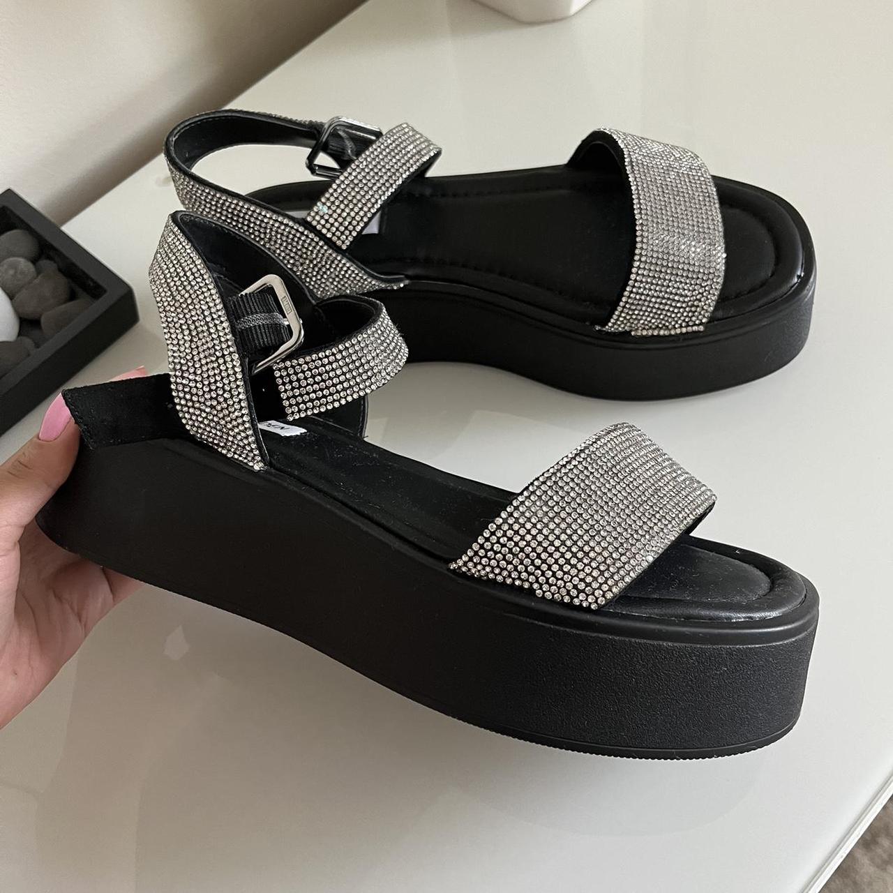 Steve madden silver hot sale platform sandals