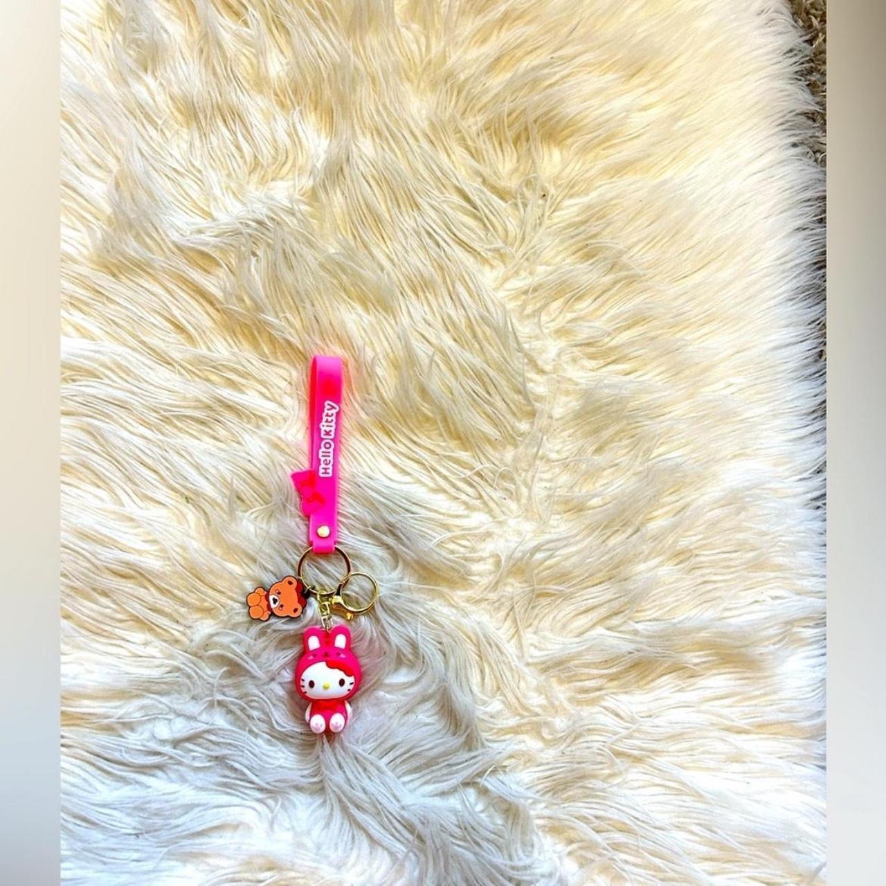 item listed by glow29