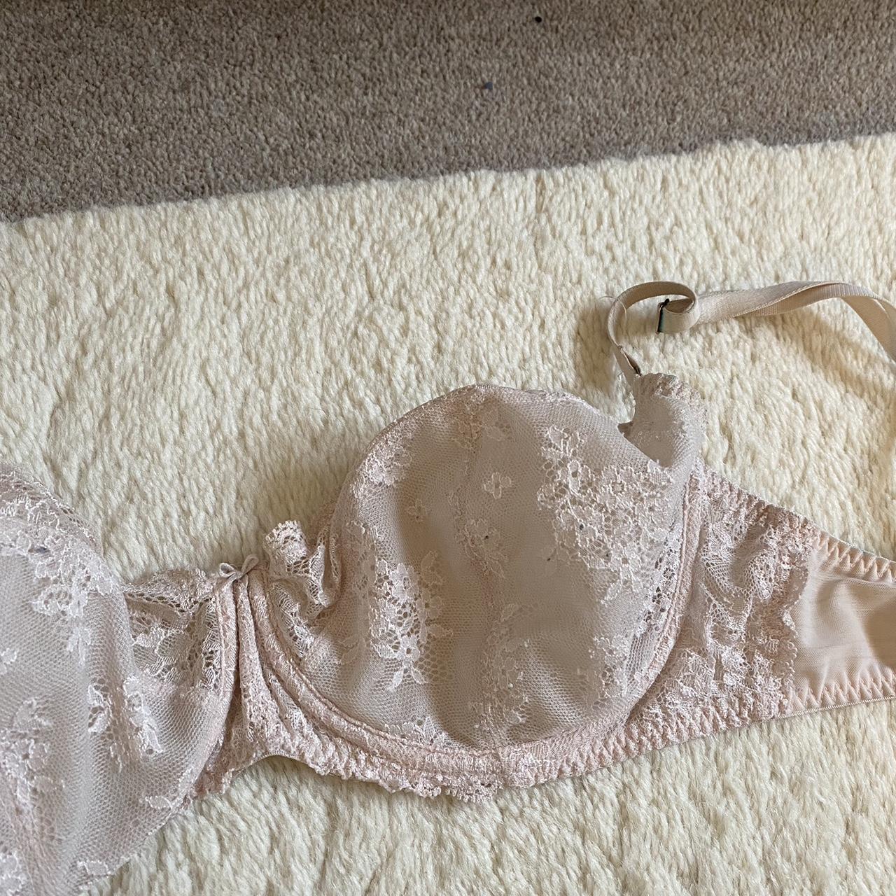 bravissimo-nude-lacy-bra-30ff-bra-used-depop