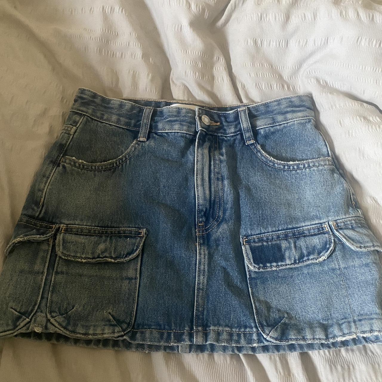 Zara washed mini cargo skirt Never worn as it’s too... - Depop