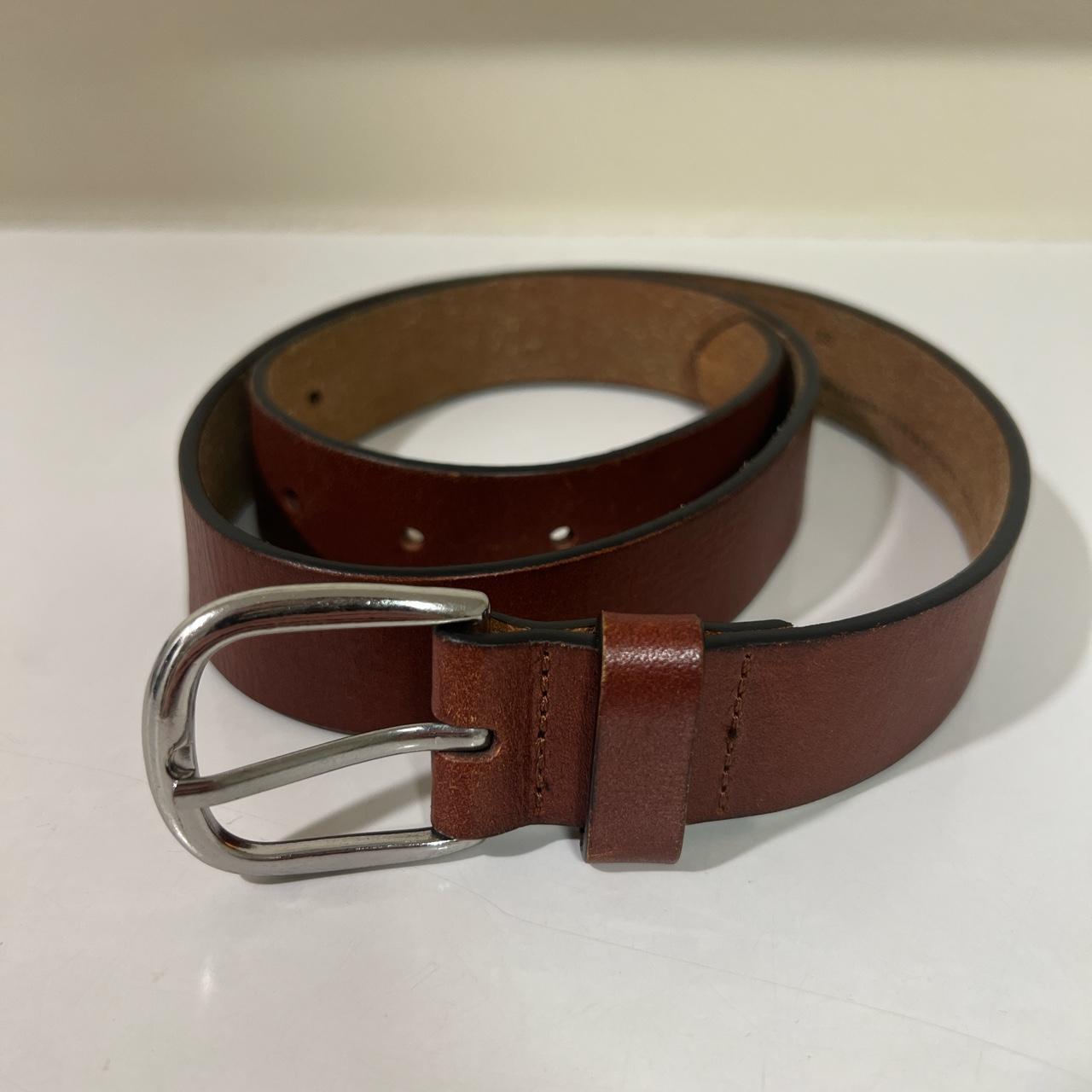 Gap brown belt with silver detailing - Depop