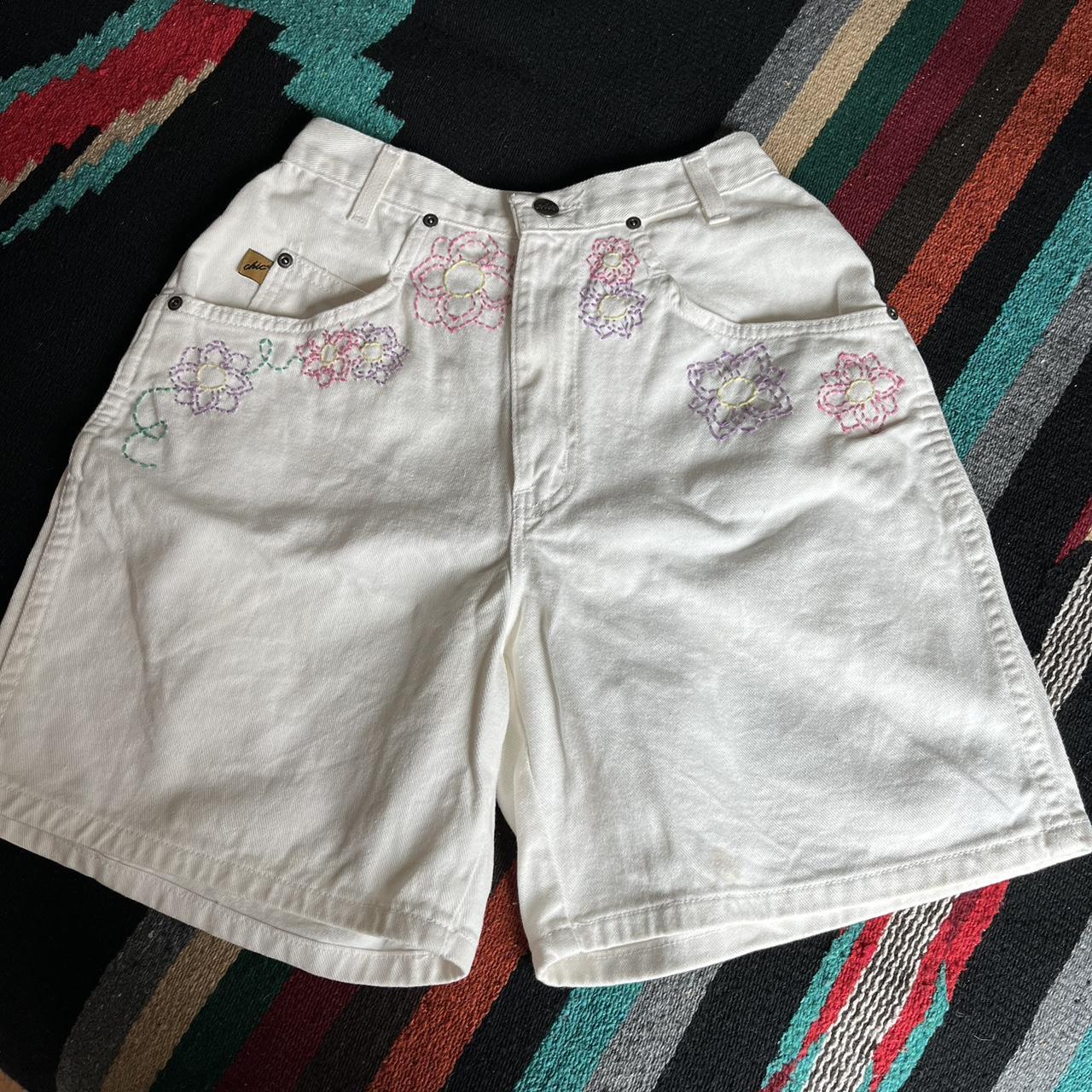 Chic Women's White and Pink Shorts