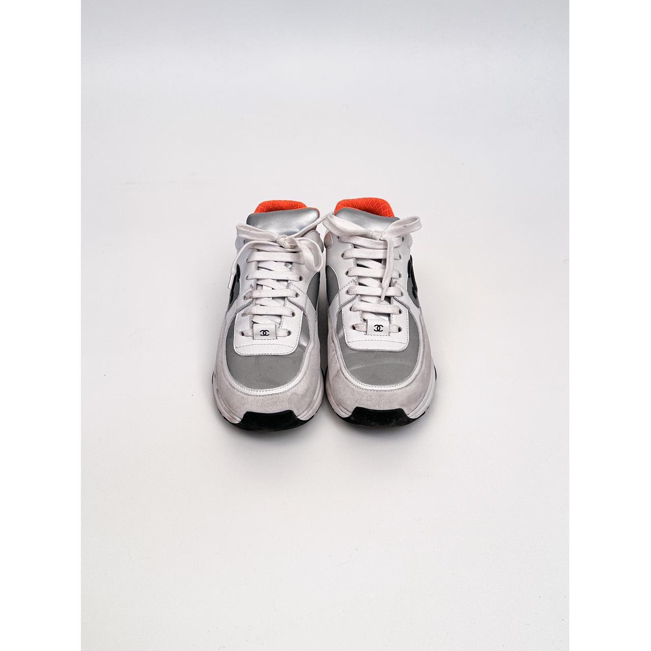 CHANEL ORANGE CC LOGO SNEAKERS SIZE COMES