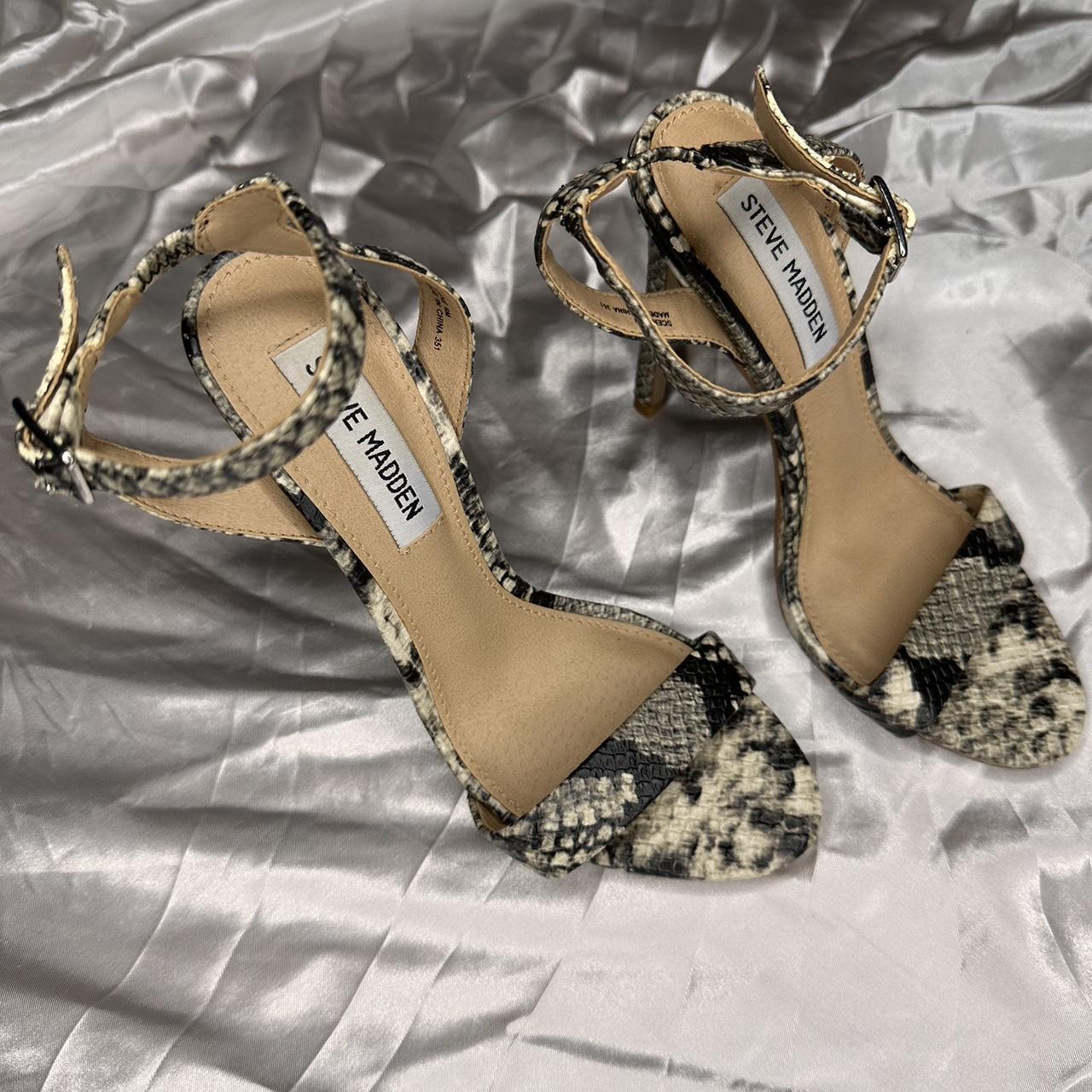 Steve Madden simple strappy Depop