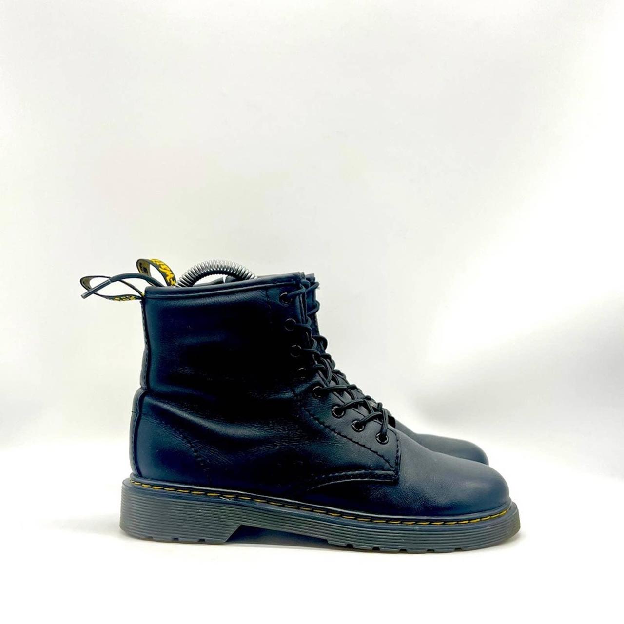 Dr martens outlet delaney