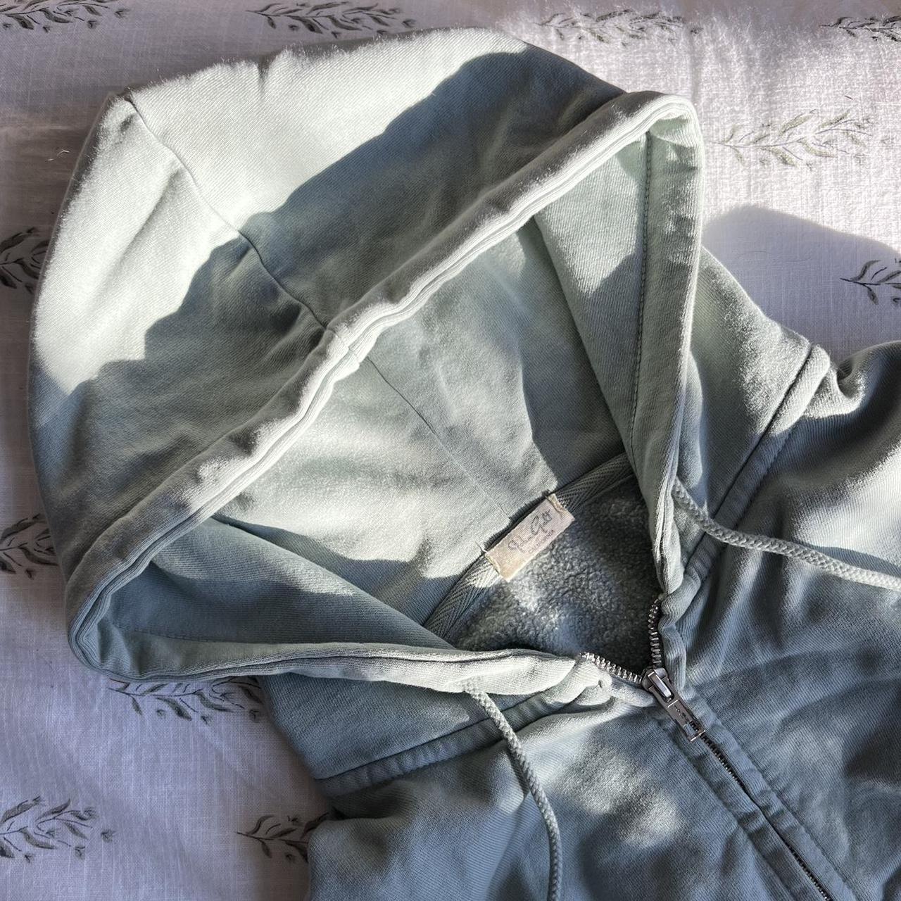 item listed by 18katiehm