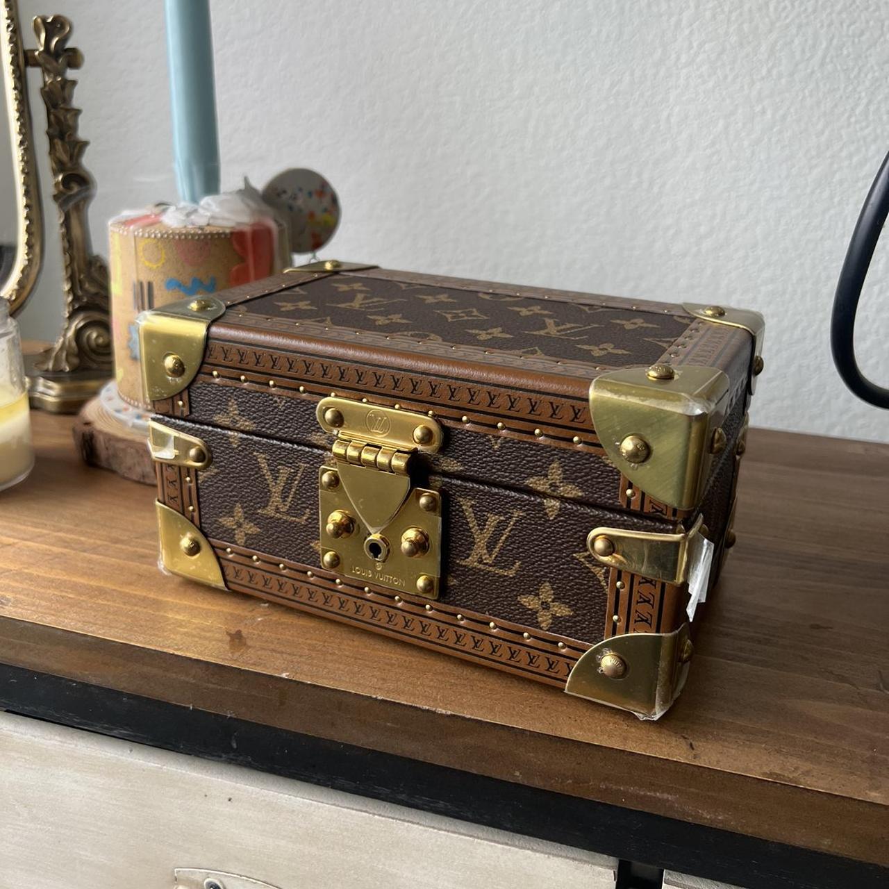 Louis Vuitton Coffret Tressor size 20 M4001 In | Depop