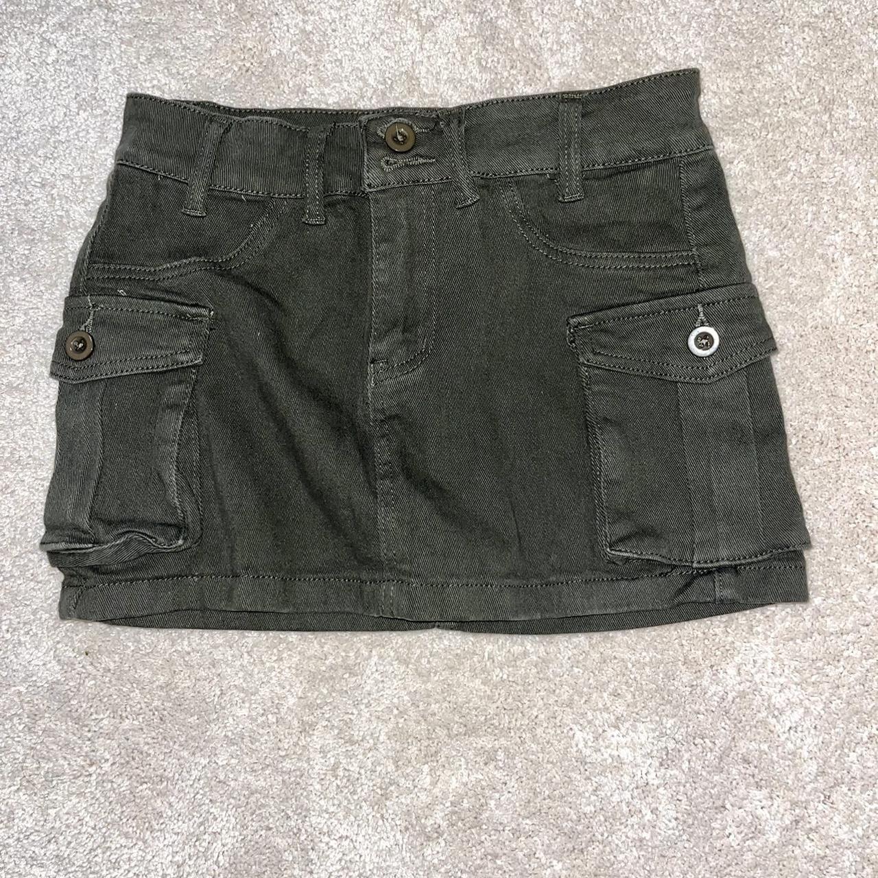 SHEIN Women's Green Skirt Depop