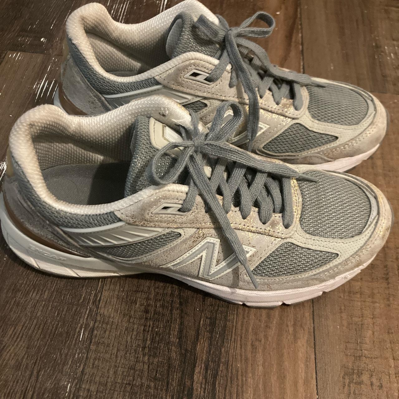 New Balance Women's Grey and Gold Trainers | Depop