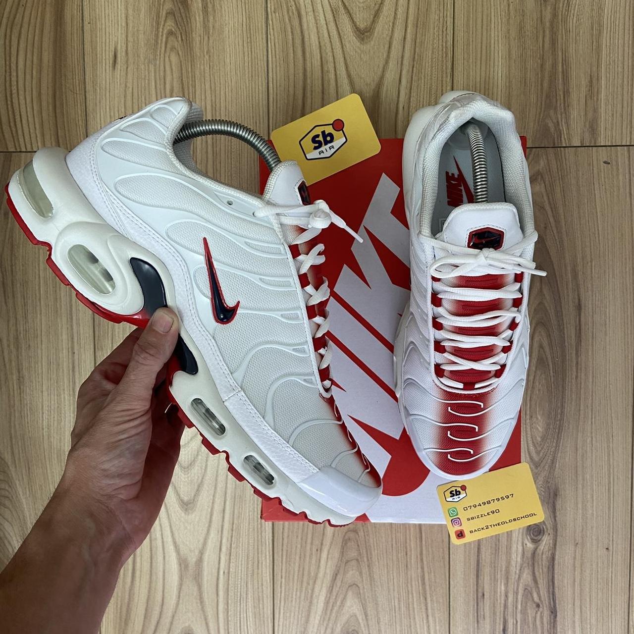 White tns best sale red tick