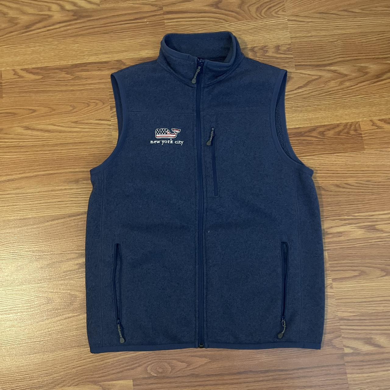 Vineyard Vines Men's Vest Depop