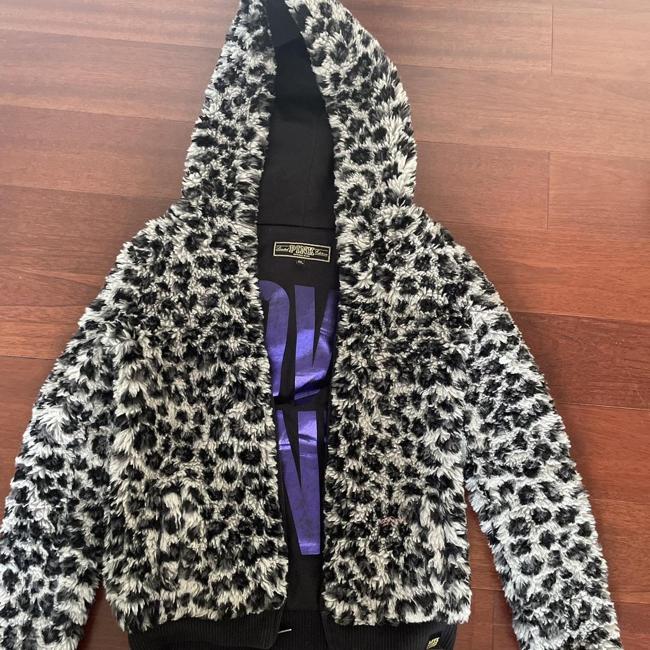 Pink bling rare cheetah deals hoodie