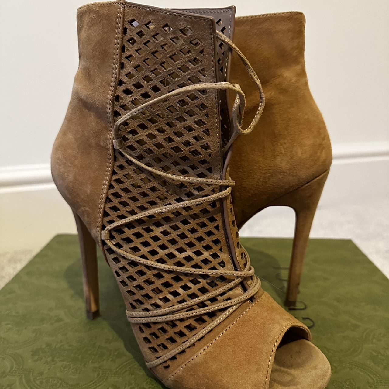 steve madden beige boots