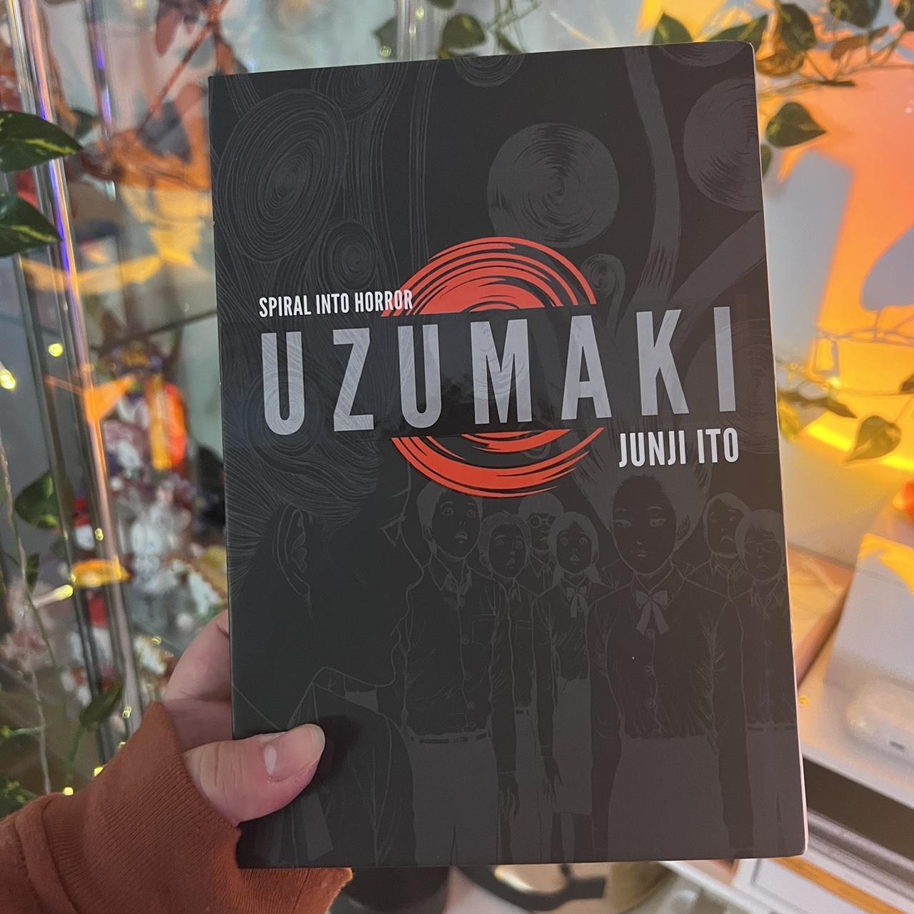 ✨Uzumaki✨ Uzumaki horror manga by Junji - Depop