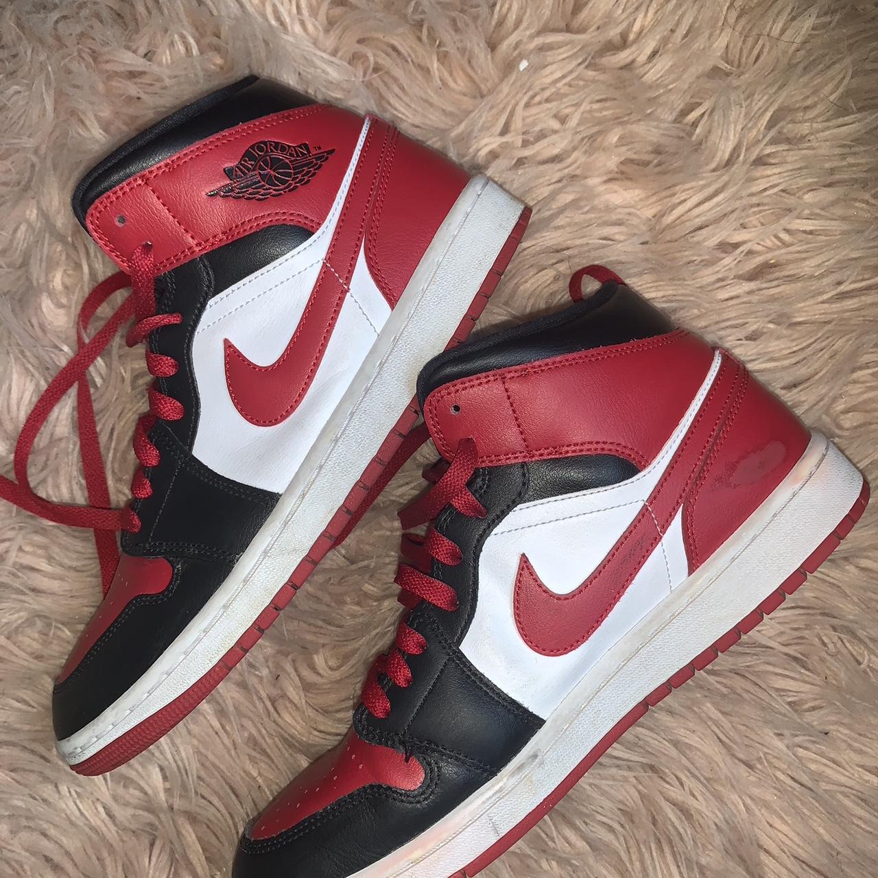 nike air jordan 1 mid size 9