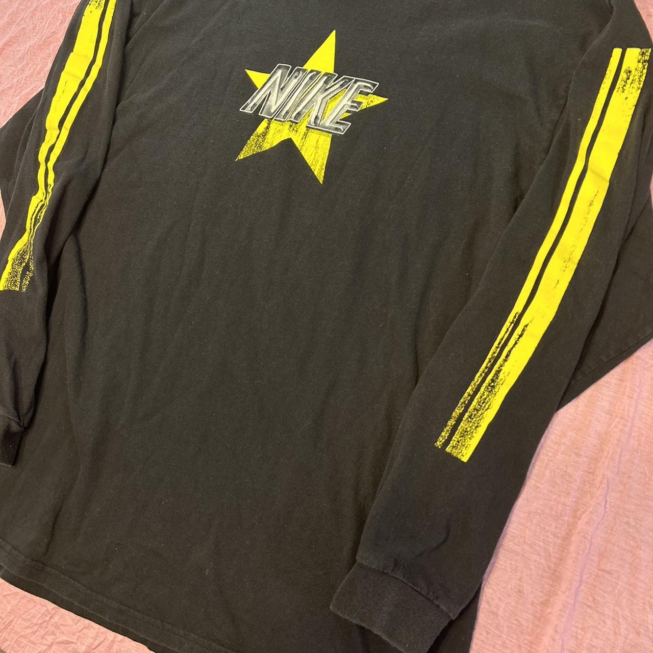 Vintage 90s Y2K Nike Yellow Star Front Graphic | Depop