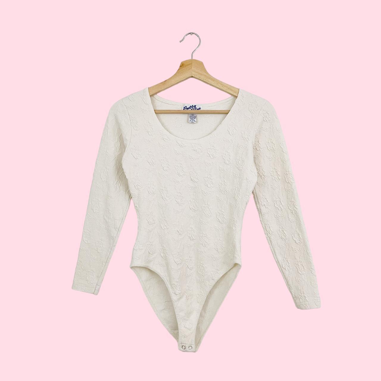 CREAM TEXTURED L/S BODYSUIT • Brand Betty Blue •... Depop