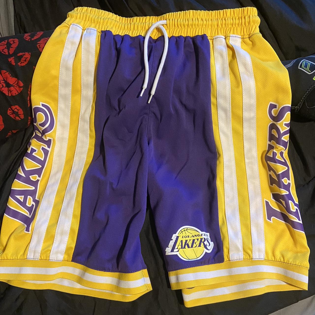 Mens medium hot sale basketball shorts