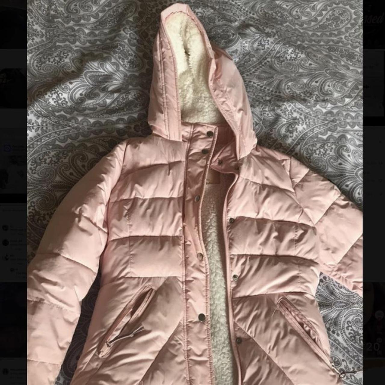 Hollister light pink puffer coat. Size small. Worn... - Depop