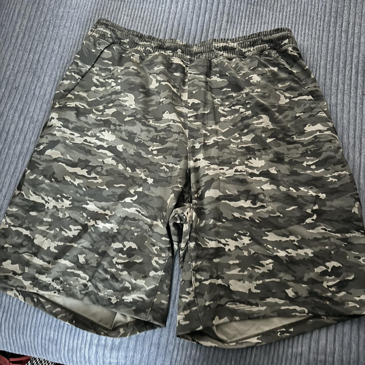 Lululemon Pace Breaker 7 inch lined camouflage... - Depop