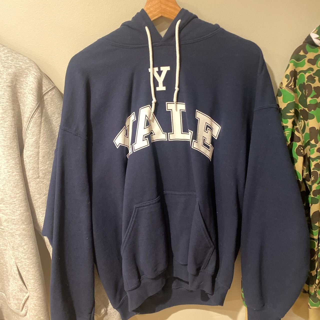 📌Navy Yale Hoodie 🙋‍♂️Mens 📏Size Large but will fit... - Depop
