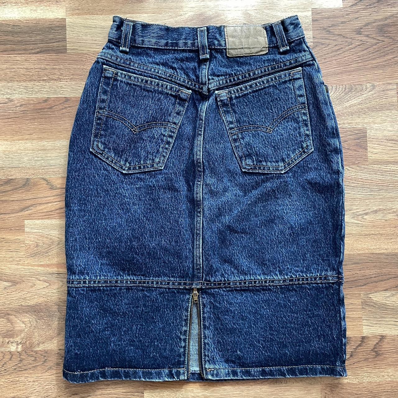 vintage levi’s high rise denim skirt 🖤 dark wash,... - Depop