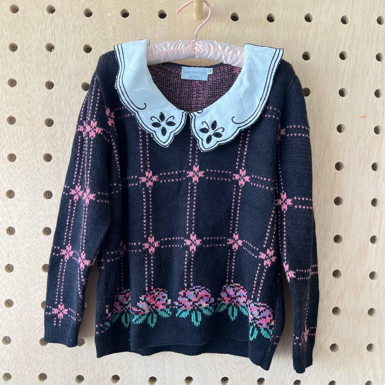 The cutest Collared sweater! 80s floral... - Depop