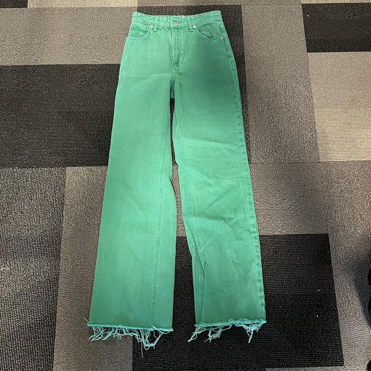 Zara Women's Green Jeans Depop