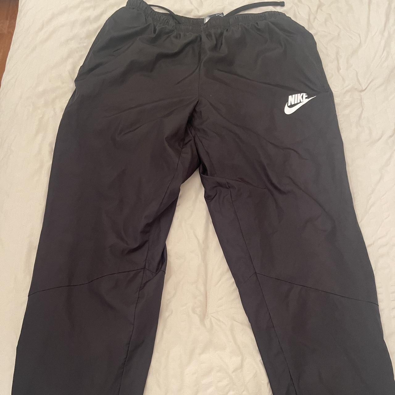 mens nike parachute pants